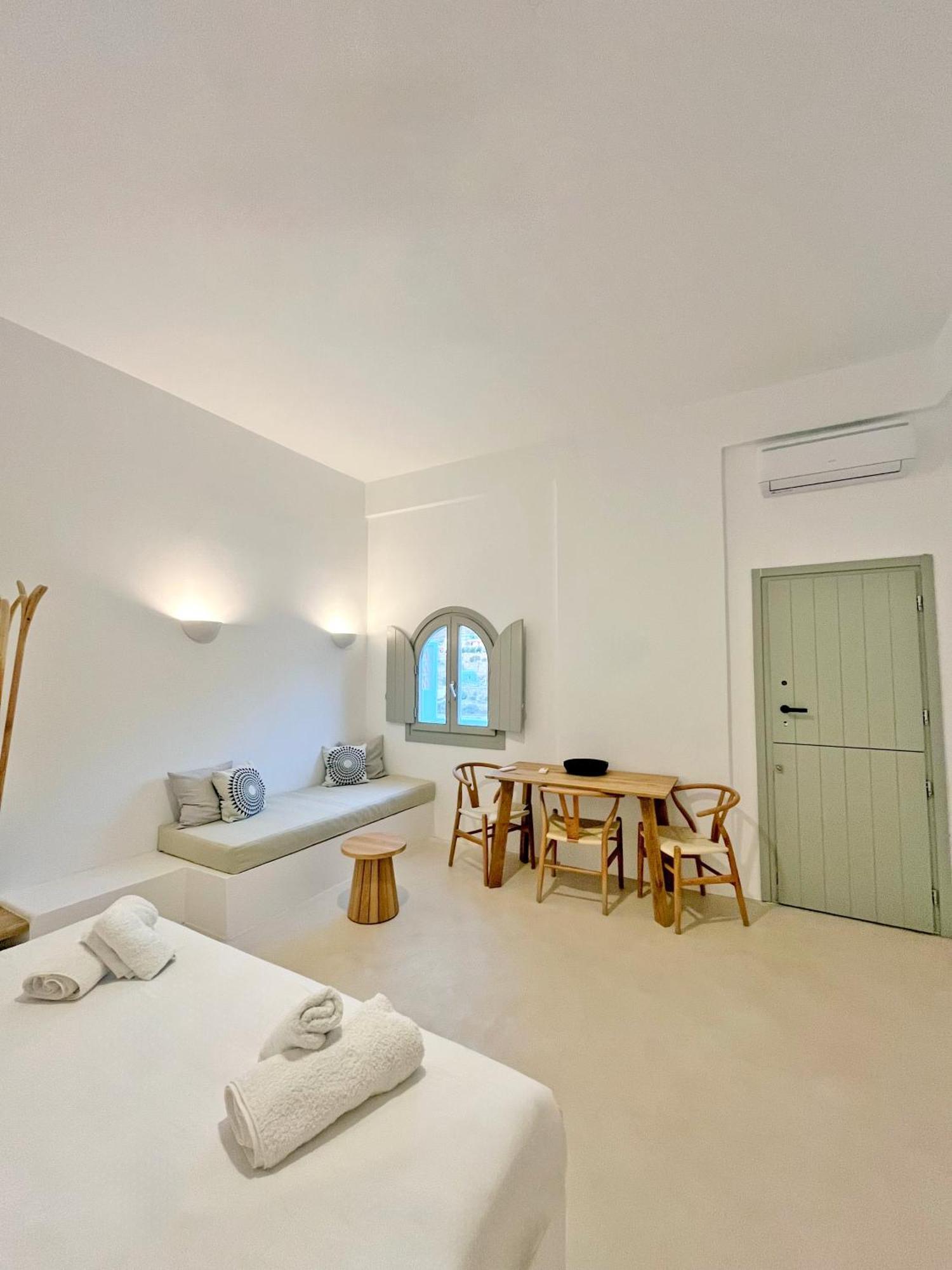 Ios Alcyon Blue Suites Extérieur photo